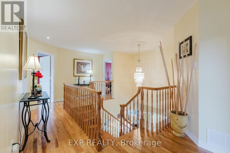 28808188/5472-wicklow-drive/manotick-village-manotick-estates/ottawa/ontario/K4M1C4_21