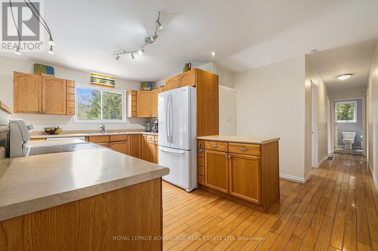 28276594/2579-rideau-ferry-road/drummondnorth-elmsley-north-elmsley-twp/drummondnorth-elmsley/ontario/K7H0G5_14