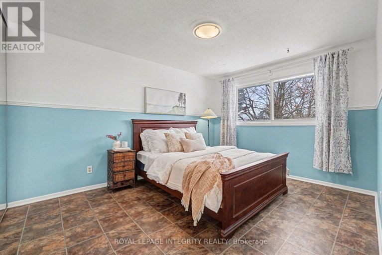 29392141/185-withrow-avenue/meadowlandsst-claire-gardens/ottawa/ontario/K2G3N6_24