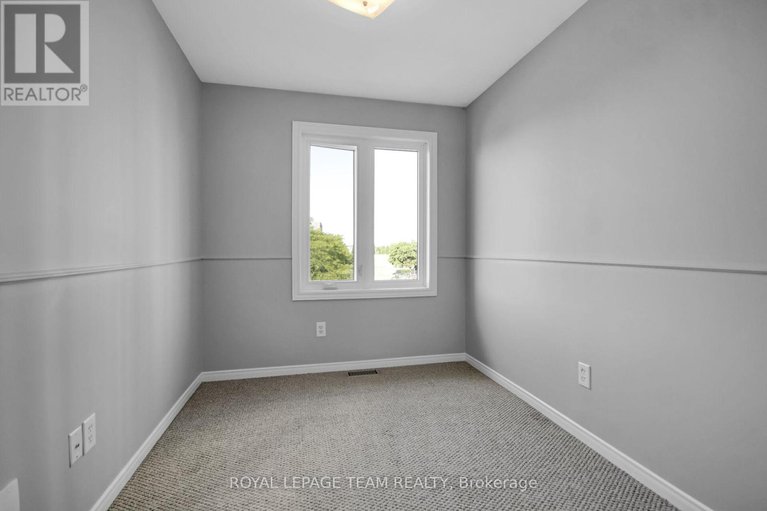 28790579/89-thornbury-crescent/centrepointe/ottawa/ontario/K2G6C4_23