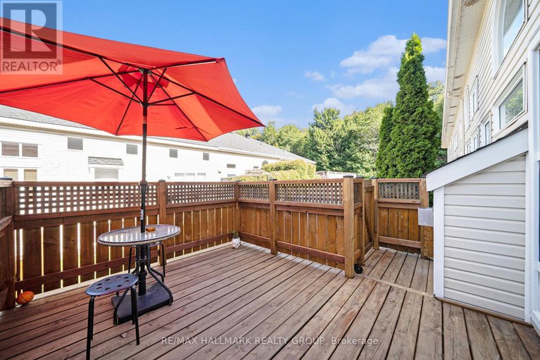 28796114/7-maple-park-private/upper-hunt-club/ottawa/ontario/K1T4A6_29