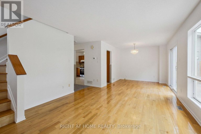 28485638/5119-lerner-way/beacon-hill-south/ottawa/ontario/K1J1B3_26