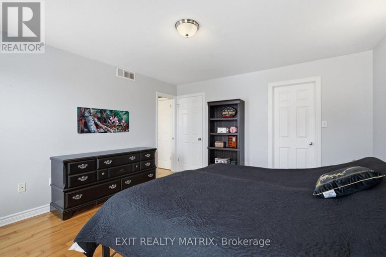 29688249/388-quartz-avenue/town-of-rockland/clarence-rockland/ontario/K4K0C7_18