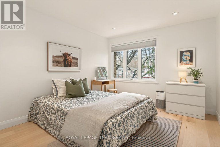 29166982/10-174-dufferin-road/lindenlea/ottawa/ontario/K1M2A6_27