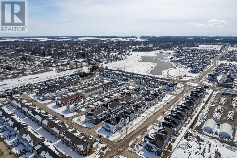 28161394/834-bascule-place/btwn-franktown-rd-fallowfield-rd/ottawa/ontario/K0A2Z0_37