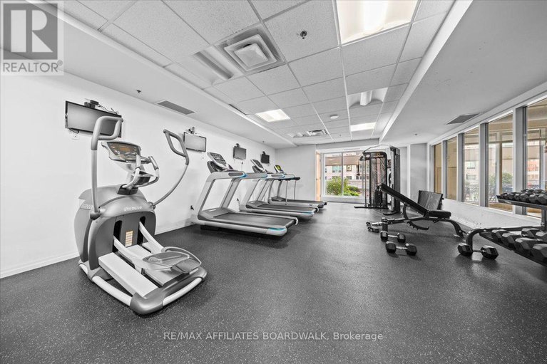 28649694/206-242-rideau-street-s/sandy-hill/ottawa/ontario/K1N0B7_18