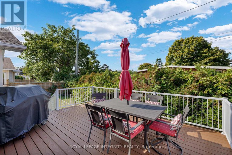 28882325/1979-jasper-avenue/ellwood/ottawa/ontario/K1V0X9_28