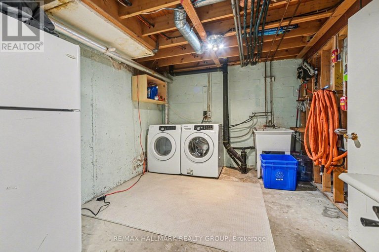 29623679/907e-elmsmere-road/beacon-hill-south/ottawa/ontario/K1J8G4_21