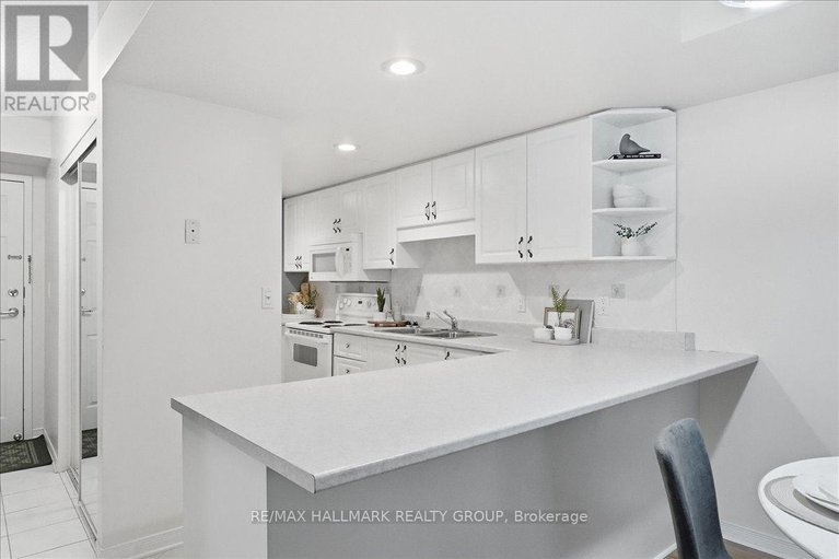 29023587/206-320-centrum-boulevard/bilberry-creekqueenswood-heights/ottawa/ontario/K1E3X9_6