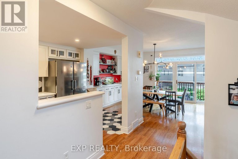 28727633/97-castle-glen-crescent/glencairnhazeldean/ottawa/ontario/K2L4G9_14
