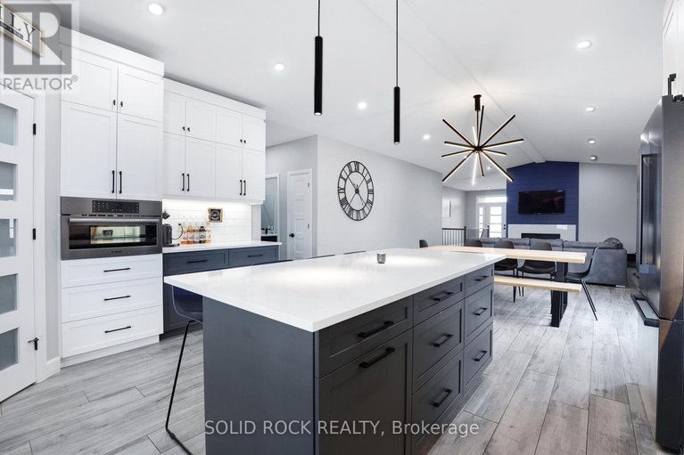 29623865/216-filion-street/embrun/russell/ontario/K0A1W0_21