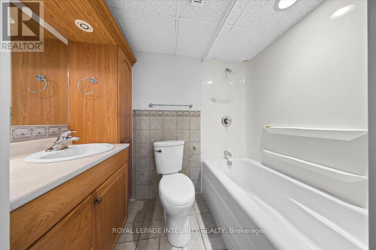 29336401/703-1190-richmond-road/woodroffe/ottawa/ontario/K2B8J3_21