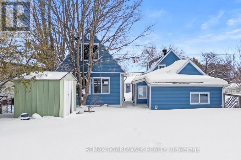 29404062/216-augusta-street/almonte/mississippi-mills/ontario/K0A1A0_31