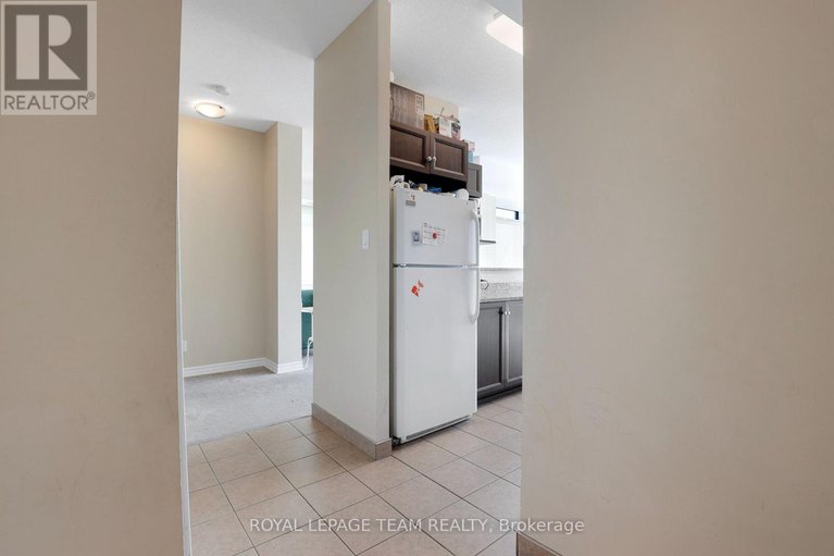 29679089/202-100-roger-guindon-avenue/riverview-park/ottawa/ontario/K1G3Z7_9