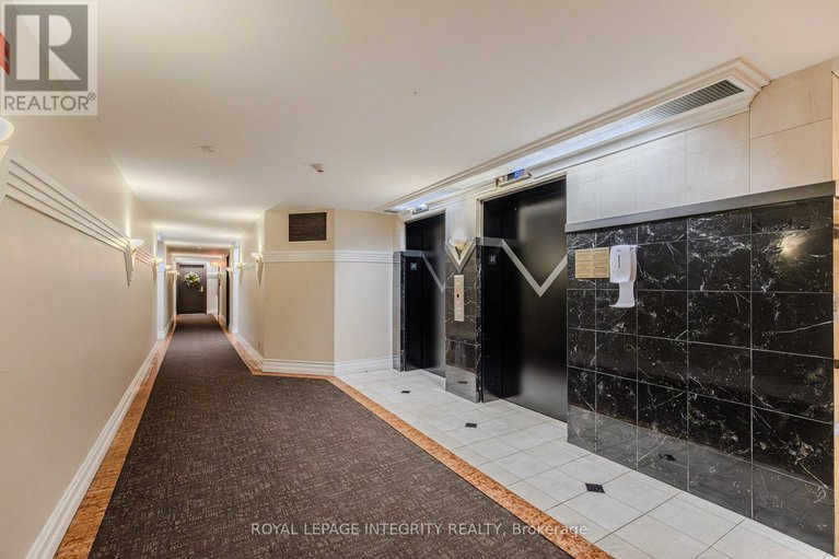 28821508/203-3099-carling-avenue/bayshore/ottawa/ontario/K2H5A6_5