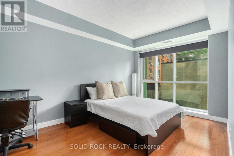 28710225/202-134-york-street/lower-townbyward-market/ottawa/ontario/K1N1K8_12