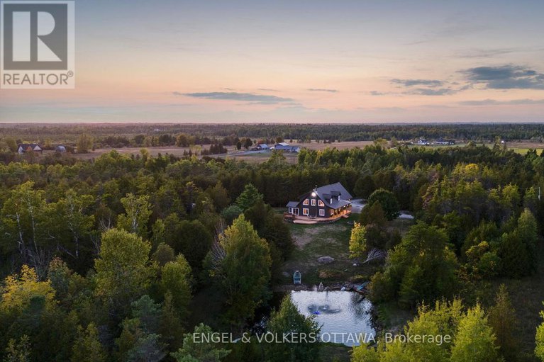 28882323/4682-beckwith-boundary-road/rideau-twp-south-to-roger-stevens-drive/ottawa/ontario/K0A1B0_46