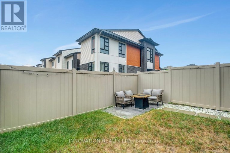 28805290/567-triangle-street/emerald-meadowstrailwest/ottawa/ontario/K2V0M2_46