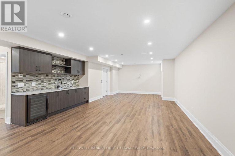 28574430/42-parkland-crescent/arlington-woods/ottawa/ontario/K2H7W5_29