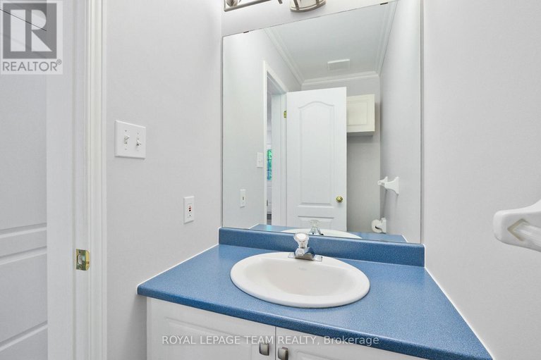 28637623/20-renshaw-avenue/stittsville-central/ottawa/ontario/K2S1G9_23