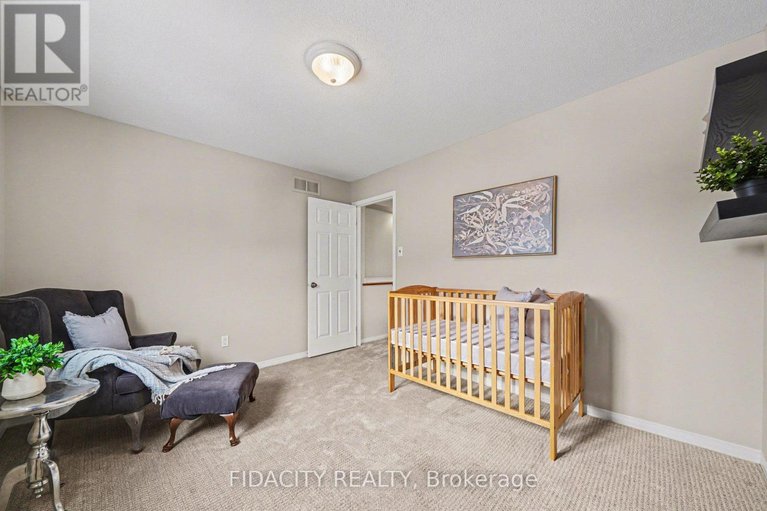 29377972/50-sirocco-crescent/stittsville-north/ottawa/ontario/K2S2C8_24