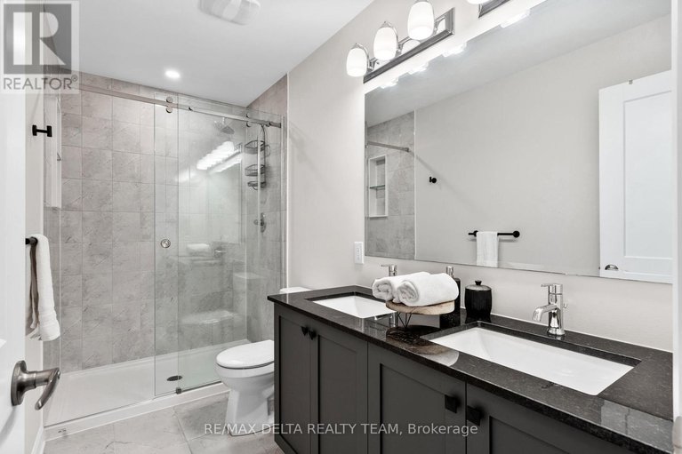 28323311/820-mercier-crescent/orleans-village/ottawa/ontario/K1W0N6_32