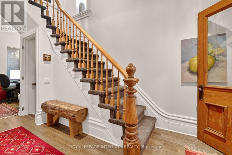 29097696/200-cartier-street/ottawa-centregolden-triangle/ottawa/ontario/K2P1L2_26