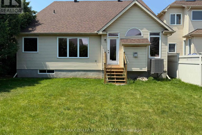 28569379/5-bentgrass-green/stonebridge/ottawa/ontario/K2J4Y1_34