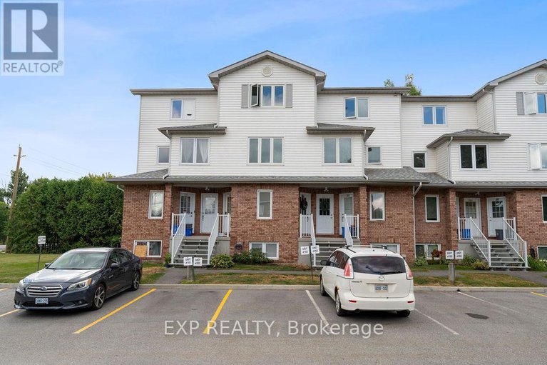 28765564/202-299-castor-street/village-of-russell/russell/ontario/K4R1E9_1
