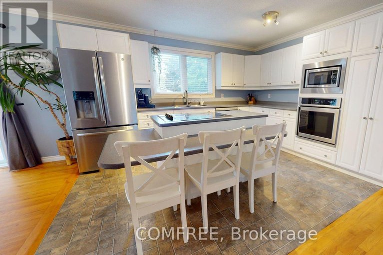 28675414/204-grace-avenue/village-of-russell/russell/ontario/K4R1B4_3