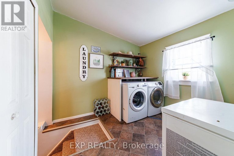 29447328/20267-county-road-18-road/south-glengarry-charlottenburgh-twp/south-glengarry/ontario/K0C2J0_46