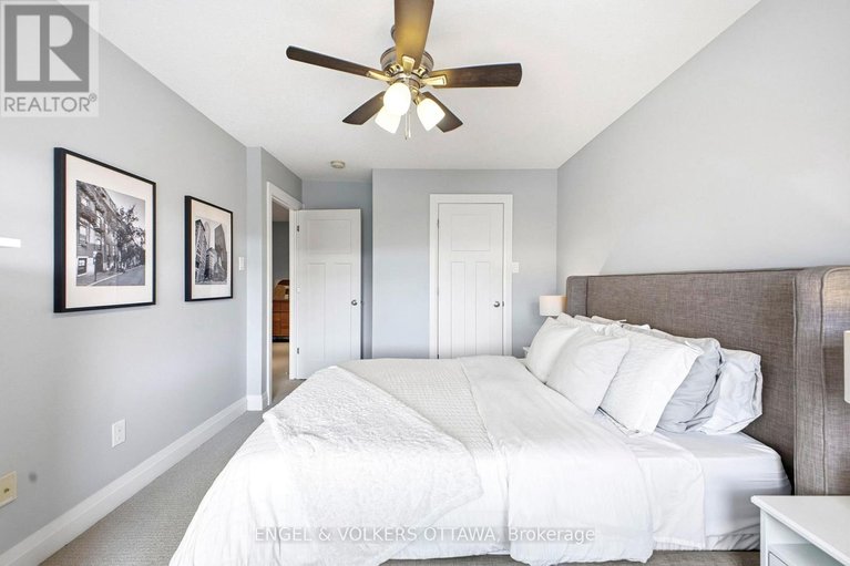 29594834/122-nutting-crescent/riverside-southgloucester-glen/ottawa/ontario/K4M0C3_27