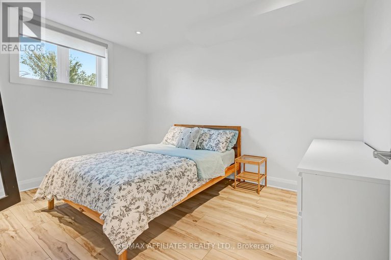 28735711/205-westar-farm-way/remainder-of-stittsville-area/ottawa/ontario/K0A1B0_32