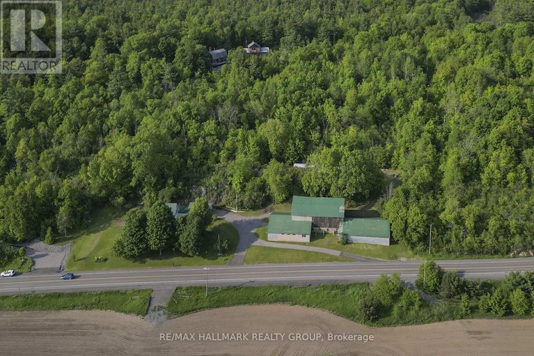 28544357/4240-carp-road/huntley-ward-north-east/ottawa/ontario/K0A1L0_43
