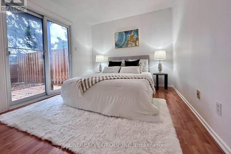 29032886/2064-eric-crescent/pineview/ottawa/ontario/K1B4P4_33