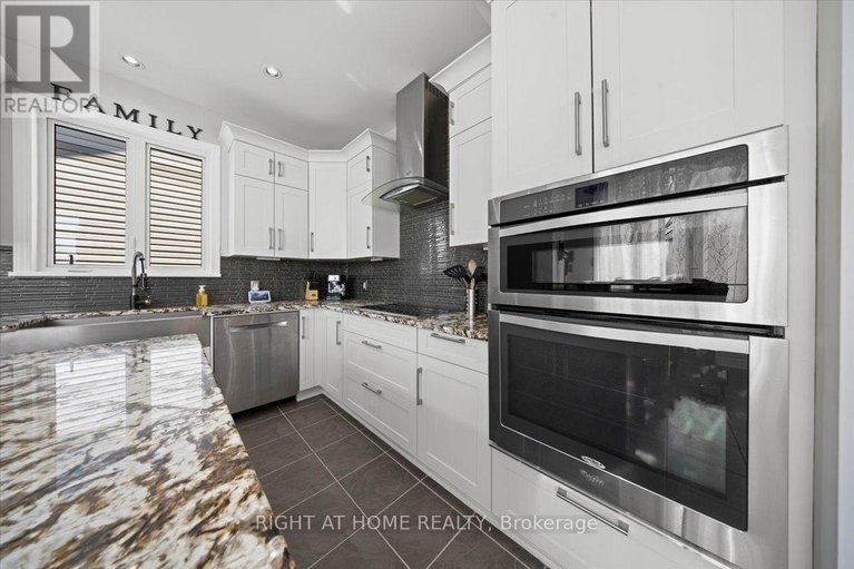 29532470/850-feather-moss-way/riverside-southgloucester-glen/ottawa/ontario/K1V1X2_19