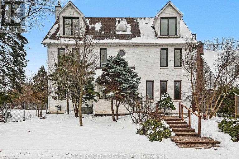 29455179/60-pontiac-street/ottawa-westtunneys-pasture/ottawa/ontario/K1Y2K1_1