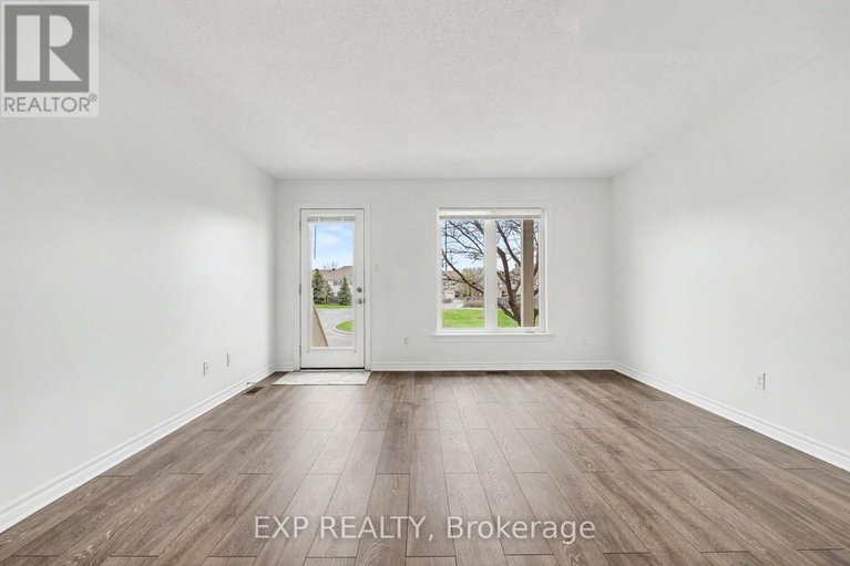 29685814/2563-longfields-drive/stonebridge/ottawa/ontario/K2J2L7_8