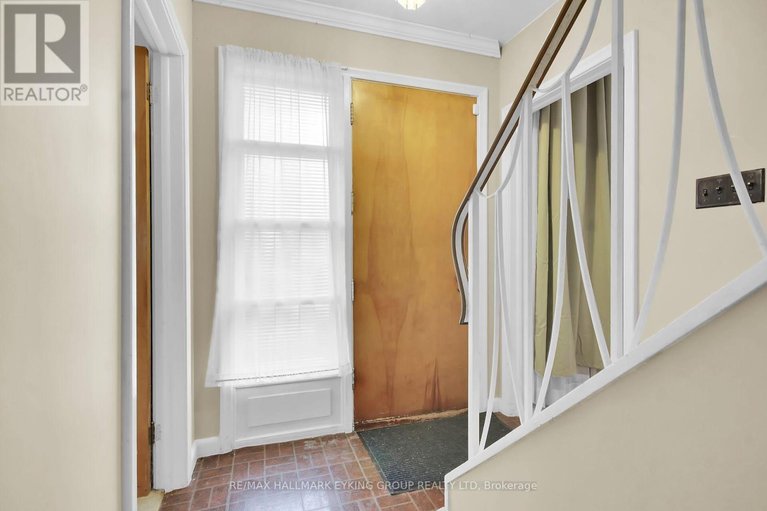 29614145/2018-olympia-crescent/elmvale-acresurbandale/ottawa/ontario/K1G2B4_4