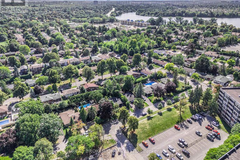 28867748/805-nicholson-avenue/mooneys-bayriverside-park/ottawa/ontario/K1V6N4_34