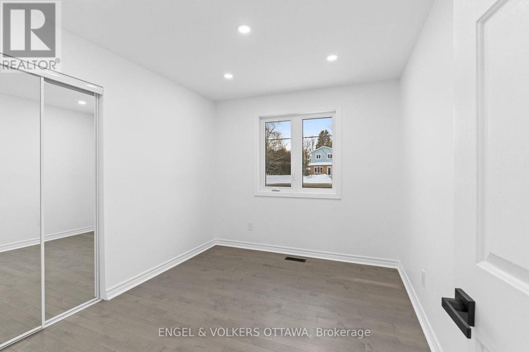 28332418/1375-trebla-way/greely/ottawa/ontario/K4P1E4_18