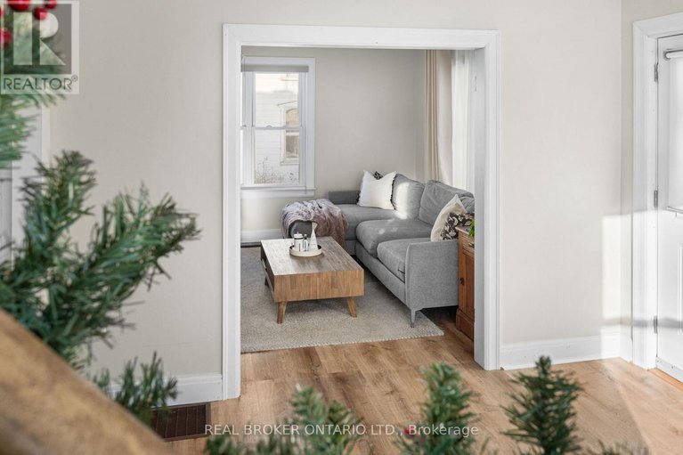 29175532/11505-queen-street/north-dundas-mountain-twp/north-dundas/ontario/K0E1J0_16