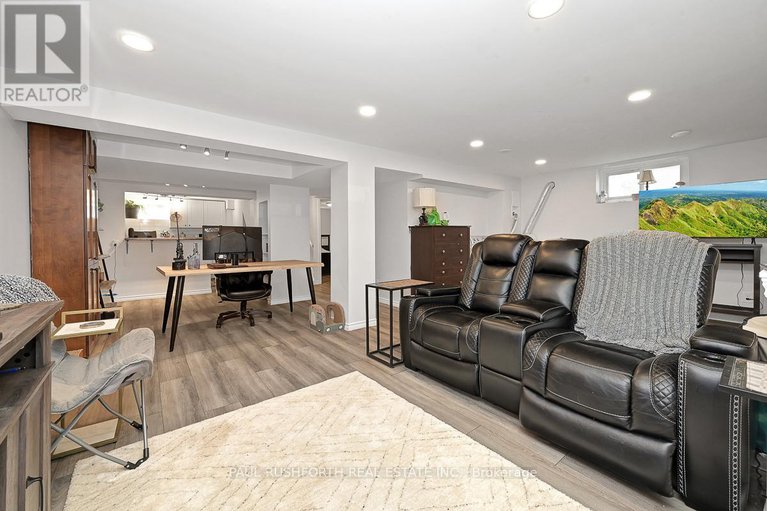28624239/2390-sudbury-avenue/queensway-terrace-southridgeview/ottawa/ontario/K2C1L8_17