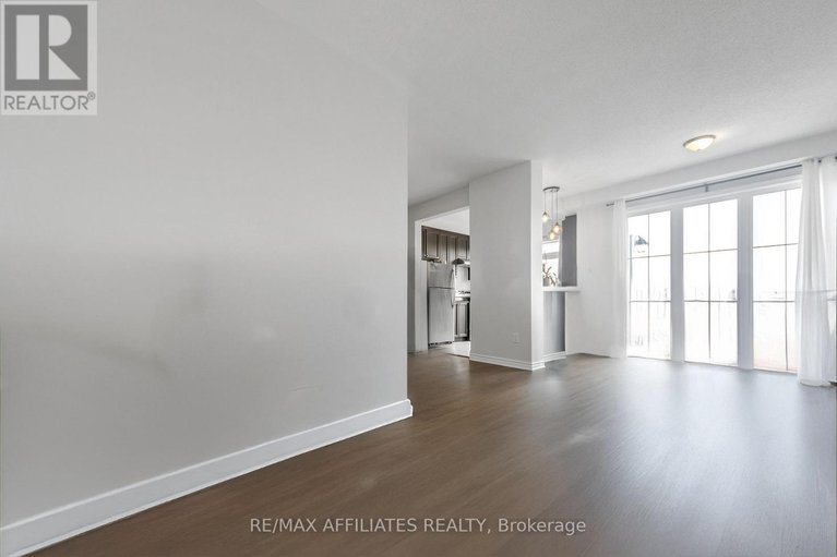 28735067/388-aphelion-crescent/half-moon-bay/ottawa/ontario/K2J6N5_28