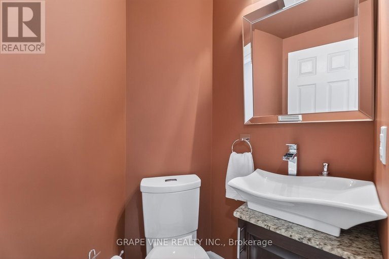 29672102/142-college-circle/castle-heights/ottawa/ontario/K1K4S1_18