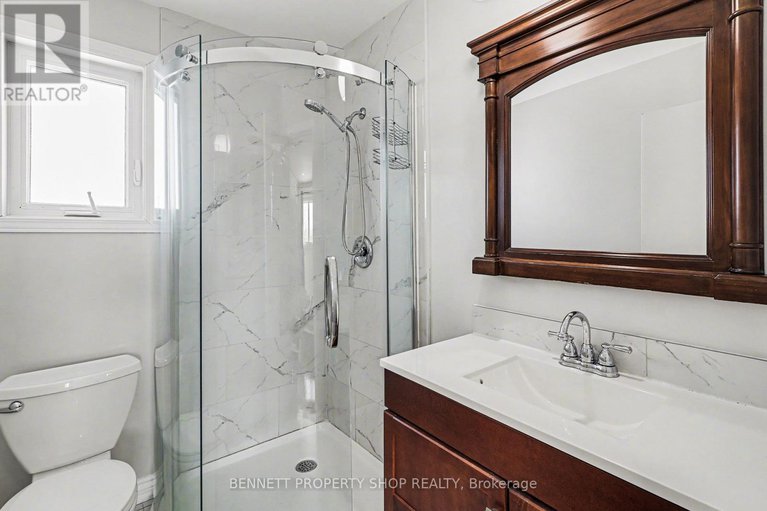 29417318/1408-eastcliffe-way/pineview/ottawa/ontario/K1B5H6_15