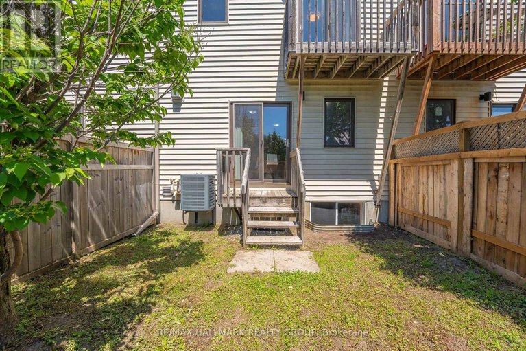 28379782/118-brilia-private/beacon-hill-south/ottawa/ontario/K1J0B7_24
