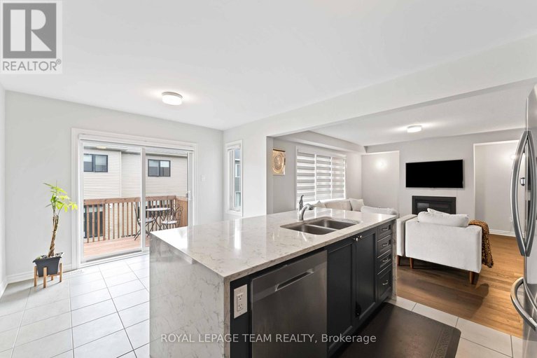 28534405/612-rye-grass-way/half-moon-bay/ottawa/ontario/K2J6Z9_14