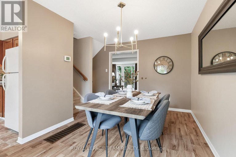 28596547/1473-bryson-lane/sawmill-creektimbermill/ottawa/ontario/K1T2T7_19