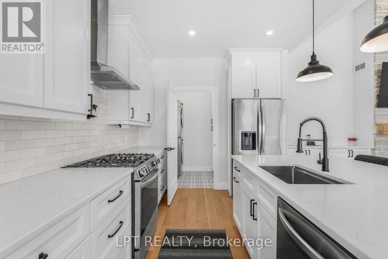 29402754/19779-county-road-25-road/south-glengarry-charlottenburgh-twp/south-glengarry/ontario/K0C1L0_16